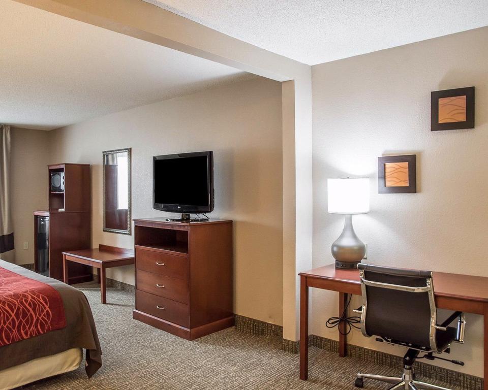 Comfort Inn & Suites Lawrenceburg Exterior photo