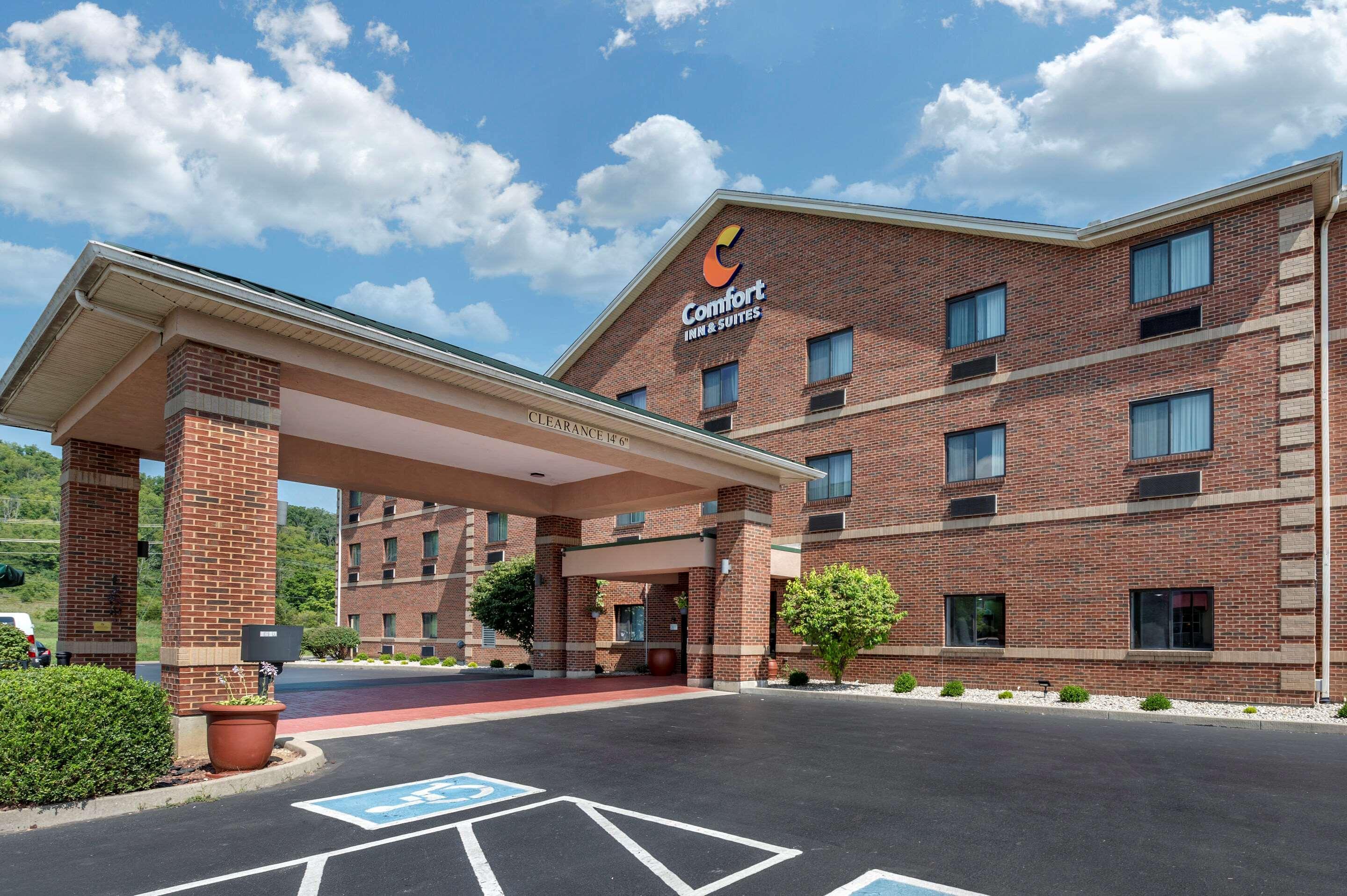 Comfort Inn & Suites Lawrenceburg Exterior photo